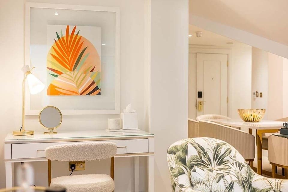 Suite (The NICI) | Living area | 40-inch LED TV with digital channels, TV, toys