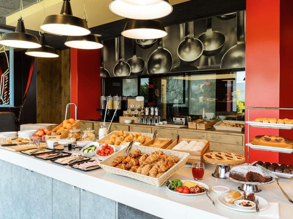 Daily buffet breakfast (EUR 10 per person)