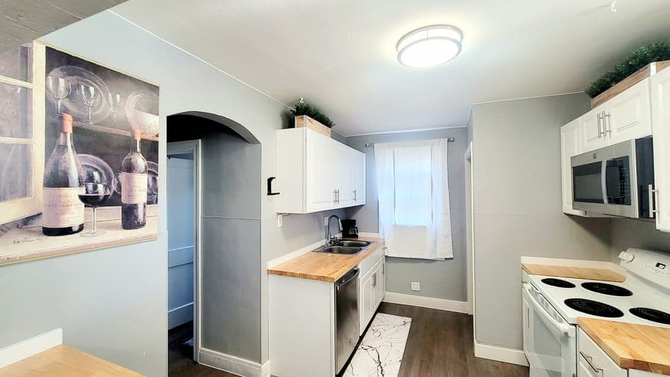 Stocked kitchen for your stay! 