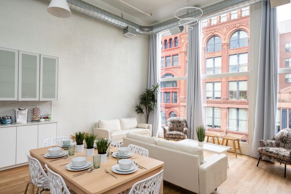 Stunning downtown views.