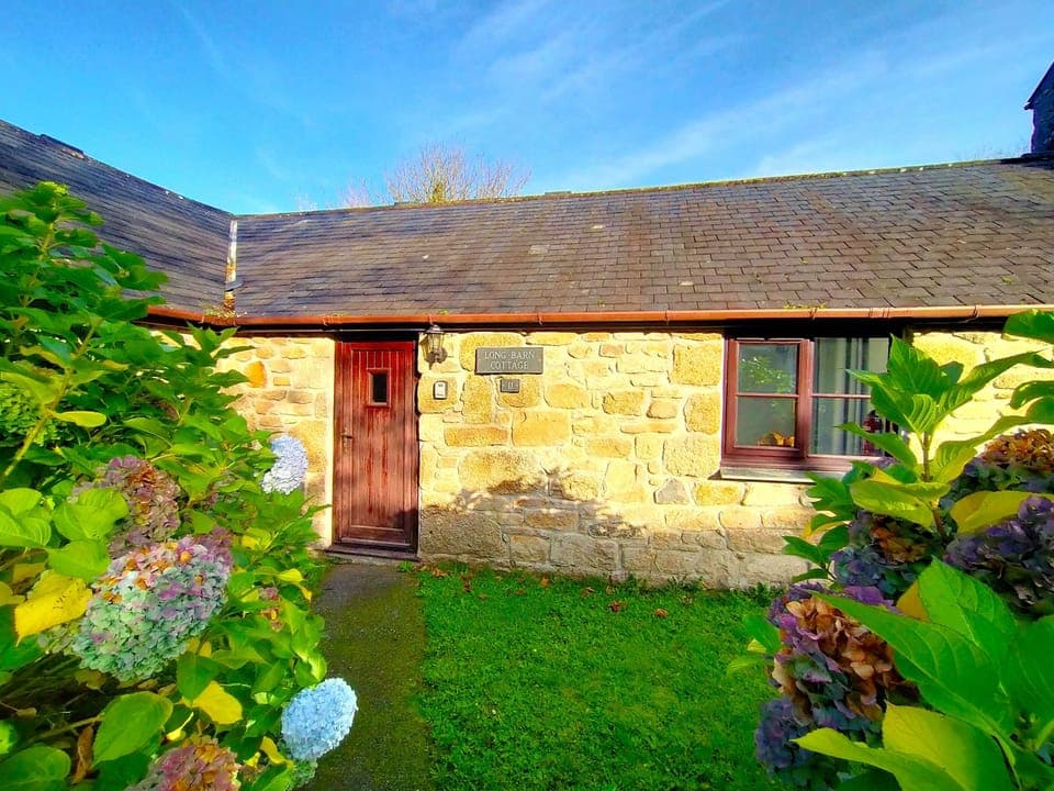 Cottage | Exterior detail