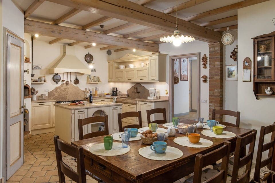 Autumn, Dining Room, Kitchen, Spring, Summer