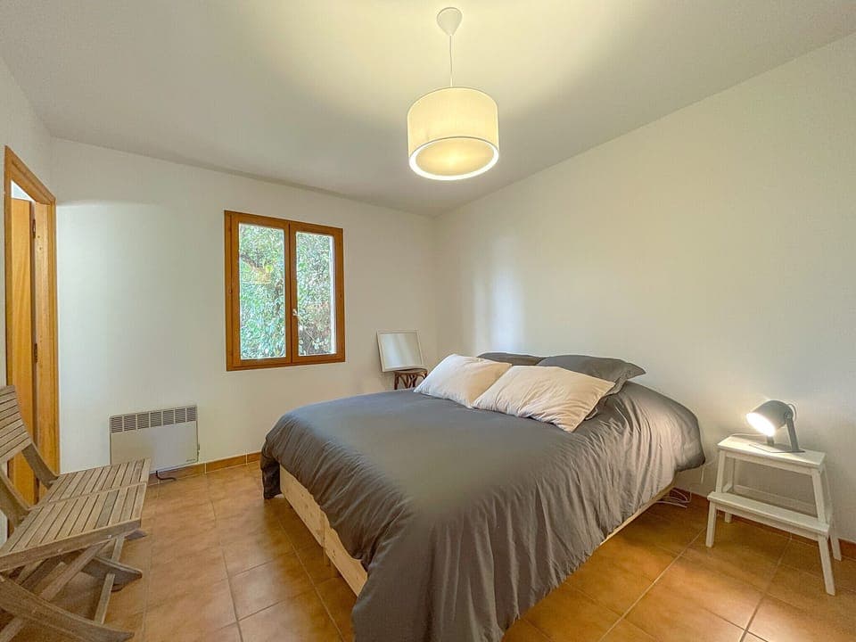 shower room adjoining the bedroom on the second floor