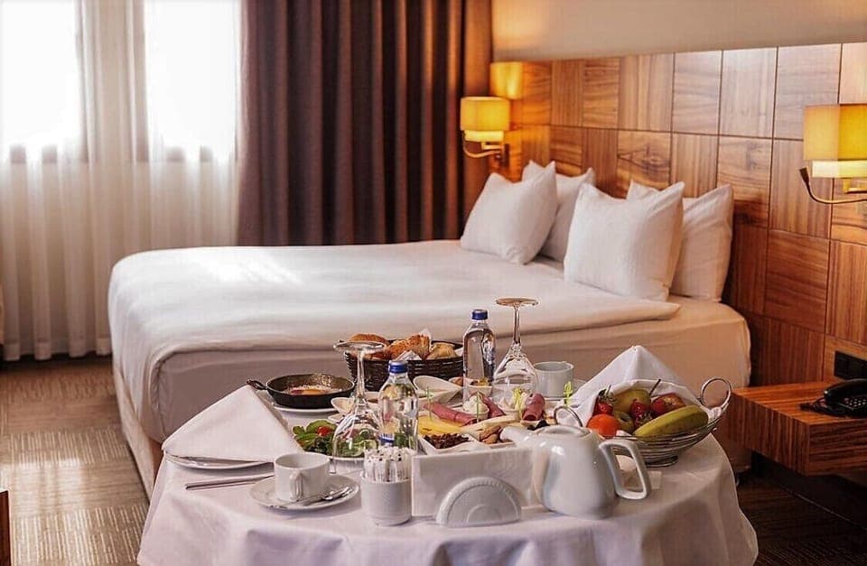 Room service - dining