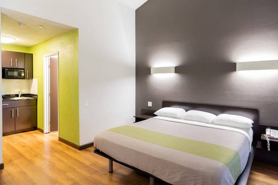 Desk, iron/ironing board, free WiFi, bed sheets