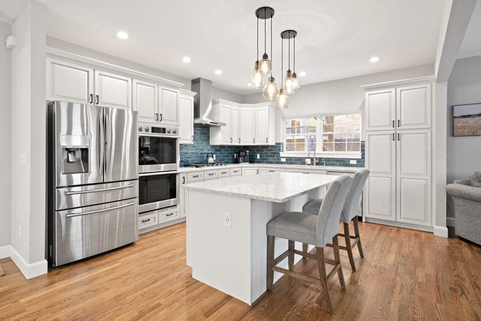 Say hello to this brand new gourmet kitchen! Stocked with all the basics for cooking and food preparation (see “The Space” for details).