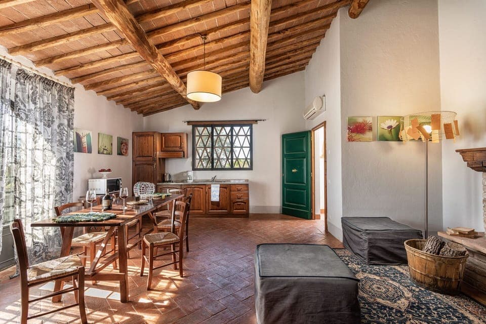 agriturismo-la-papessa-chianti-san-donato-multipropriet-mirtus-diningroom