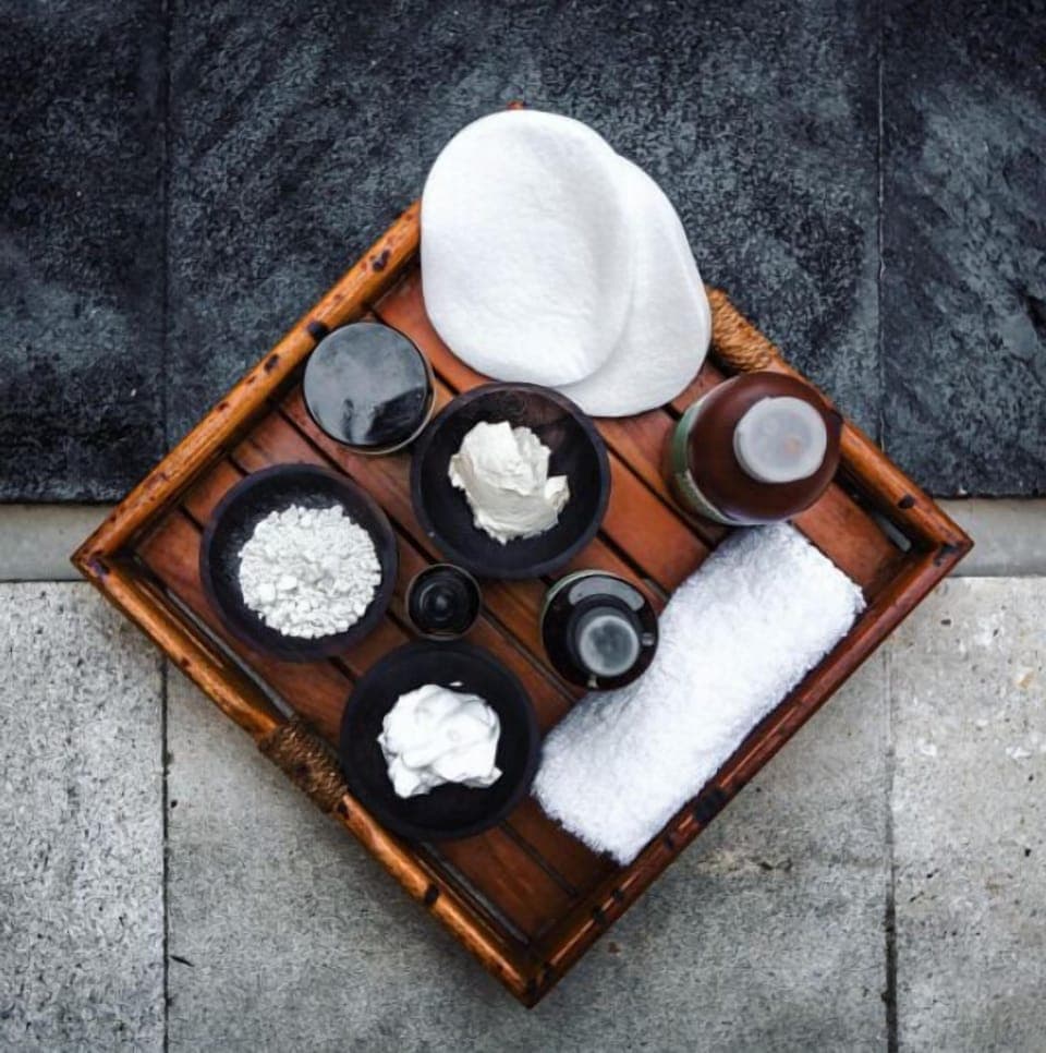 Couples treatment rooms, sauna, body treatments, aromatherapy