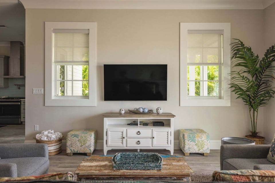 Living Area Alt. View