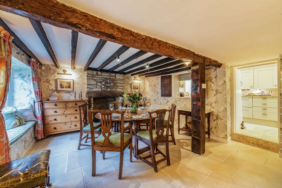Pear Tree Cottage Bourton Dining Room - StayCotswold