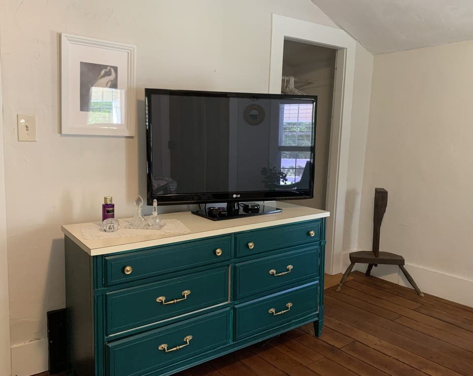 Upstairs master has a dresser, walk-in closet, and smarTV for you to enjoy.