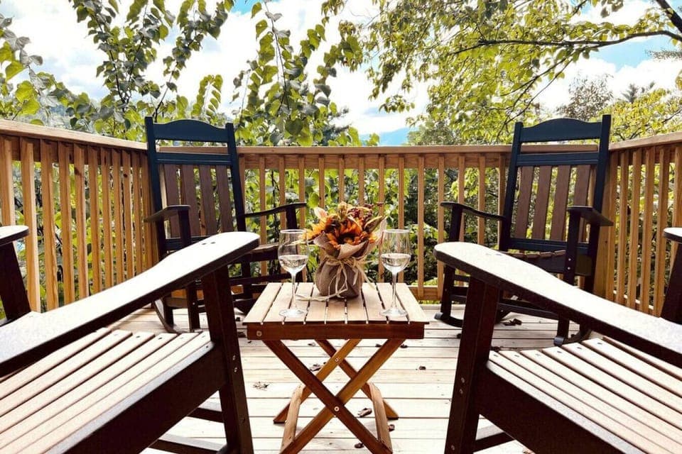 Enjoy the treetop paradise just over Gatlinburg at Whiskey Ridge Lodge by Getaways by PCB Retreats