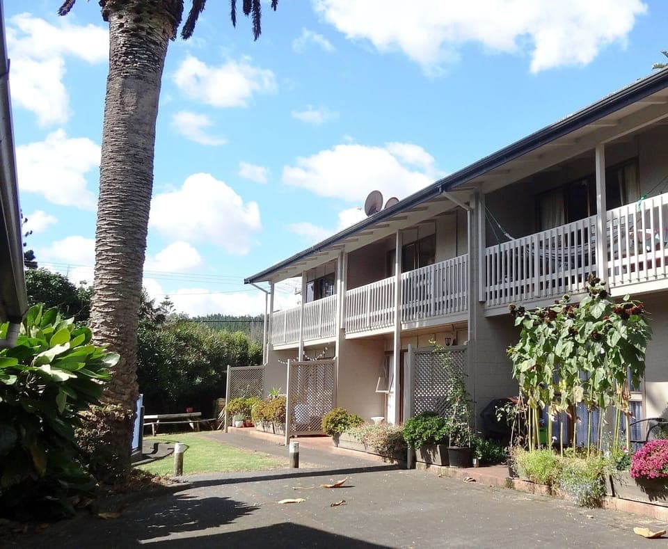 Unit H is on Top floor - far end.