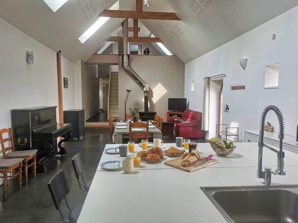 cuisine et pièce à vivre