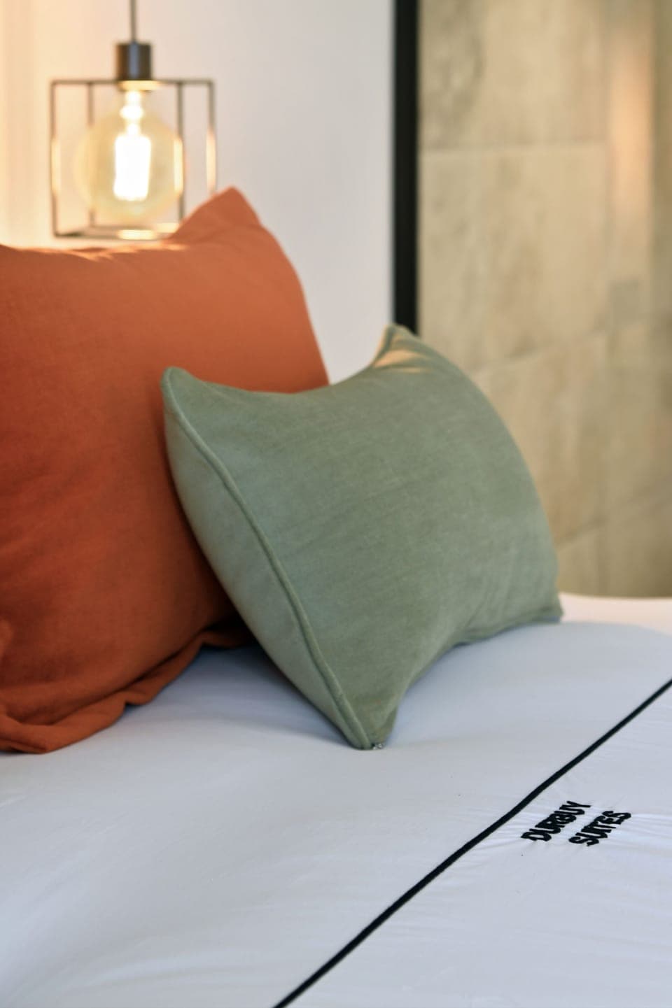 Junior Studio Suite, 1 King Bed | Premium bedding, memory foam beds, minibar, desk