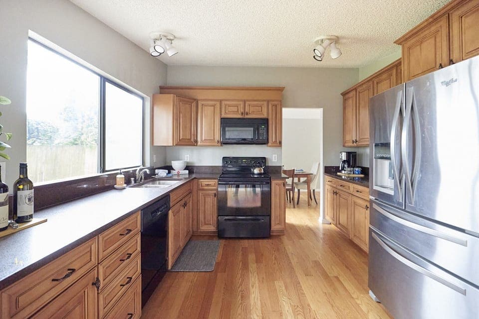 Spacious kitchen with all the amenities. Coffee available. 