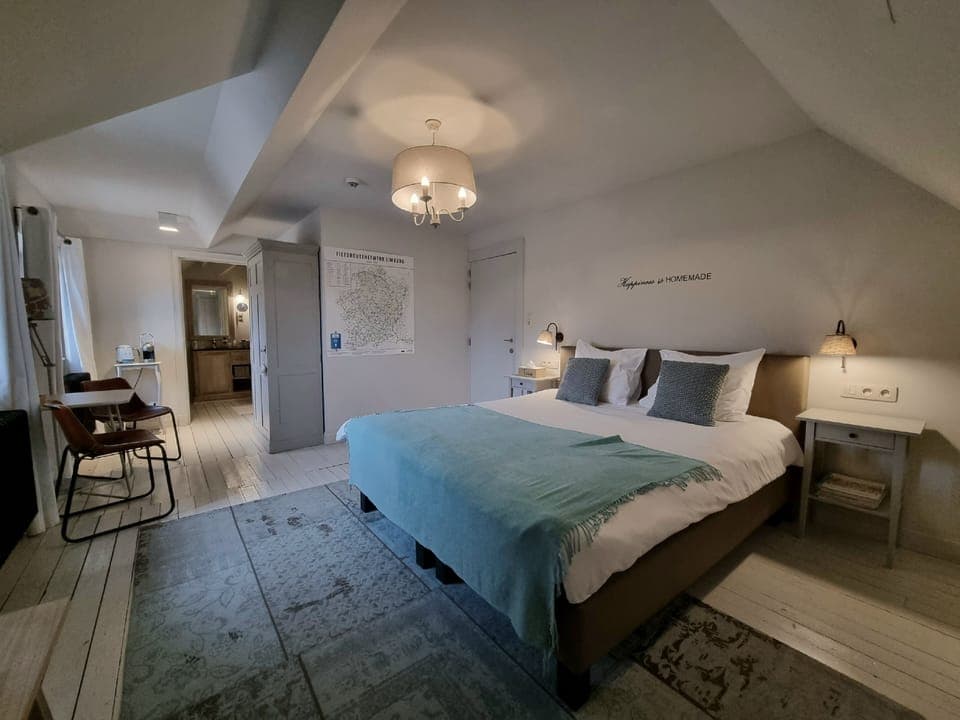 Premium Double or Twin Room | Desk, laptop workspace, free WiFi, bed sheets