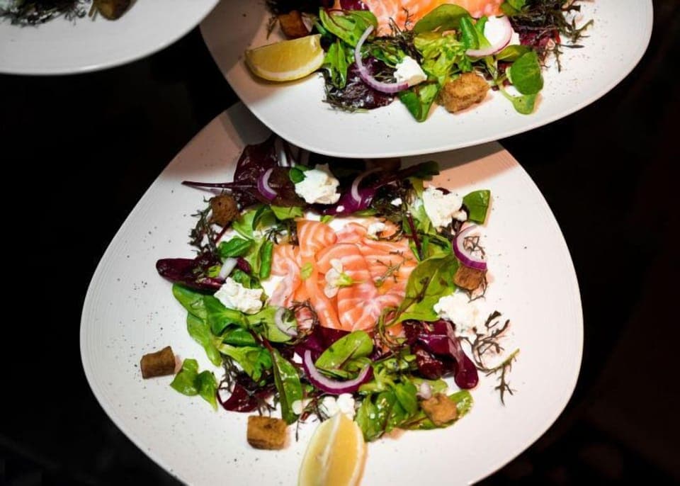 2 restaurants, breakfast, lunch, dinner served; Italian cuisine