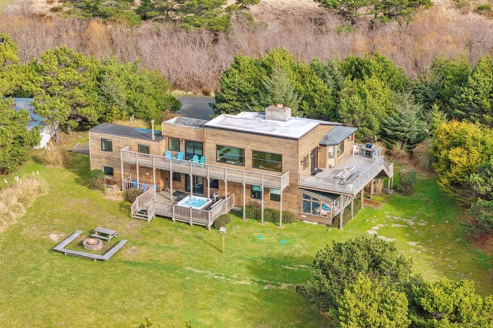 Spacious and private 4 beachfront acres on Sunset Beach.