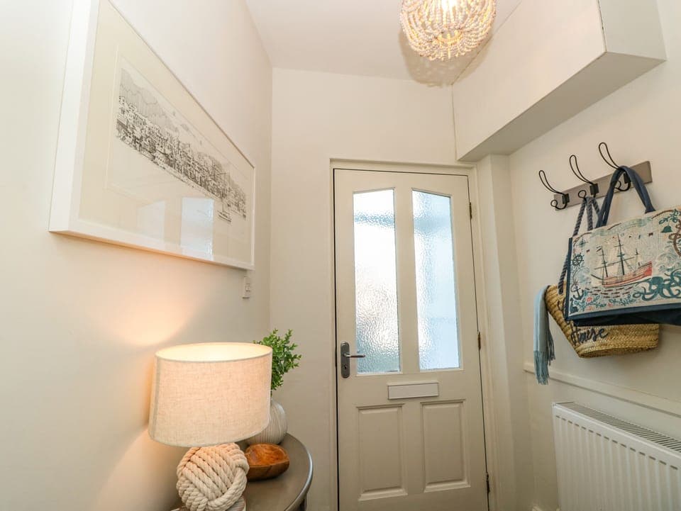 Cottage | 3 bedrooms, individually decorated, individually furnished, free WiFi