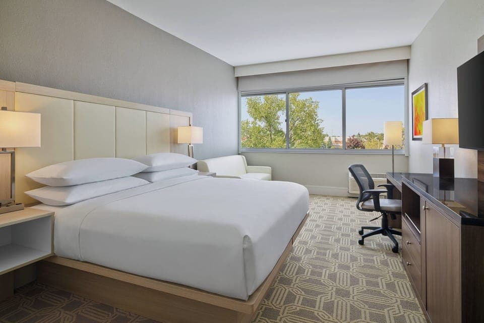Egyptian cotton sheets, premium bedding, Tempur-Pedic beds