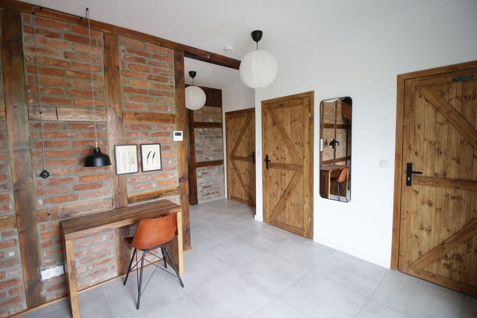 Entrance / Reception