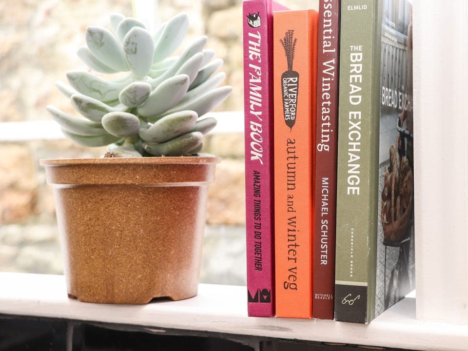 Cottage | Food and drink