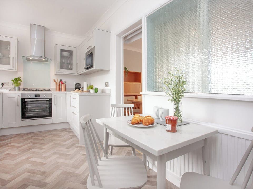 Kitchen/diner | Leighwood Cottage, Paignton