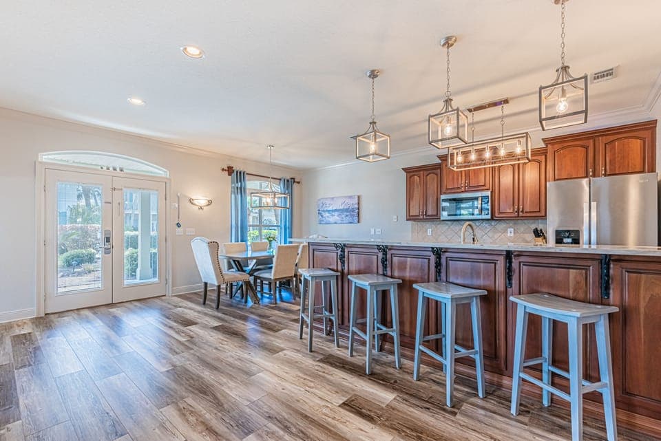 Kitchen Bar