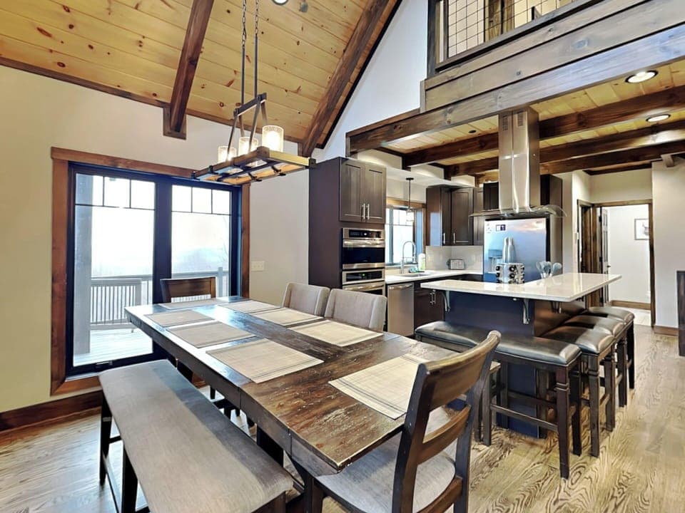 House (5 Bedrooms) | Property amenity