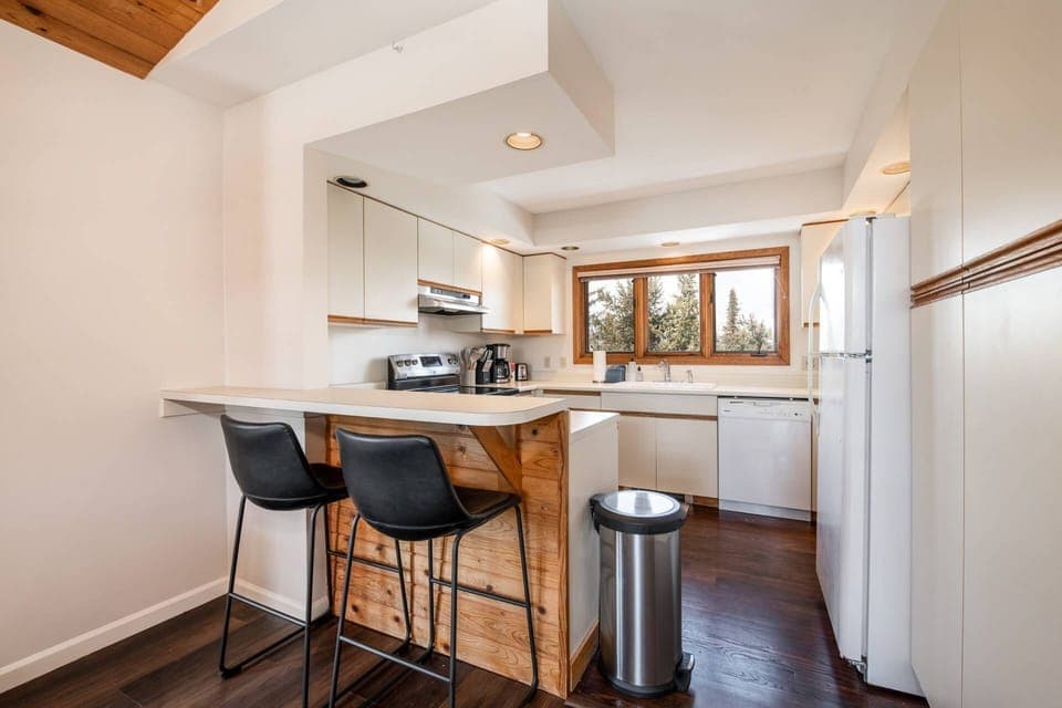 Breakfast bar!