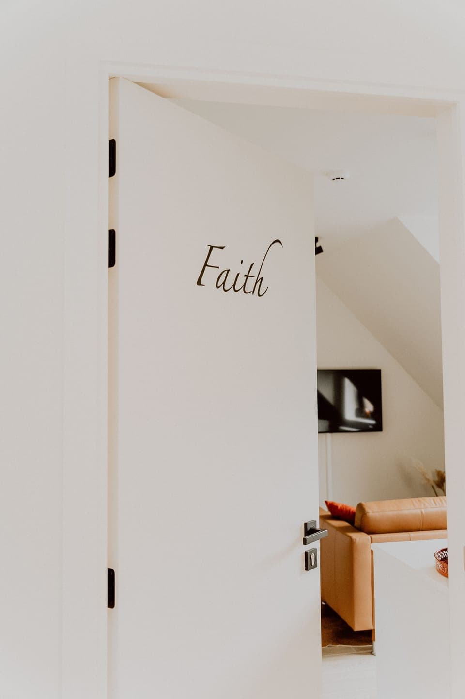 Deluxe Apartment | Blackout drapes, iron/ironing board, free WiFi