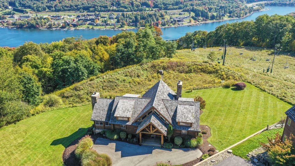 House (5 Bedrooms) | Property amenity