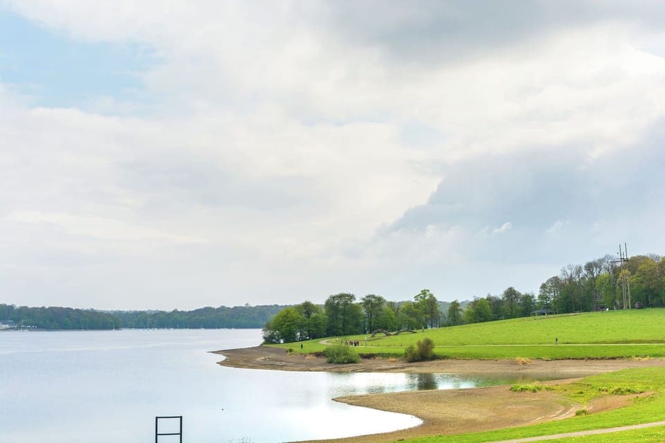 Region [summer] (>5 km)