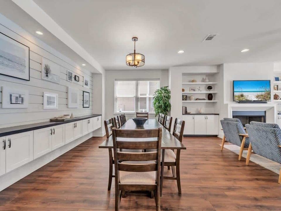 Gorgeous Open Concept Living Area and Dining Room