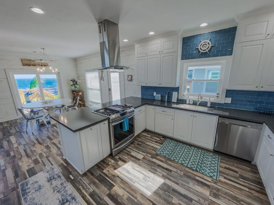 Cook you private diner in this Spacious Kitchen