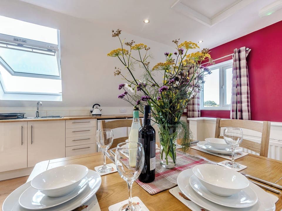Kitchen/diner | Penceunant - Brynllin Holiday Cottages, Bwlch-Llan, near Aberaeron