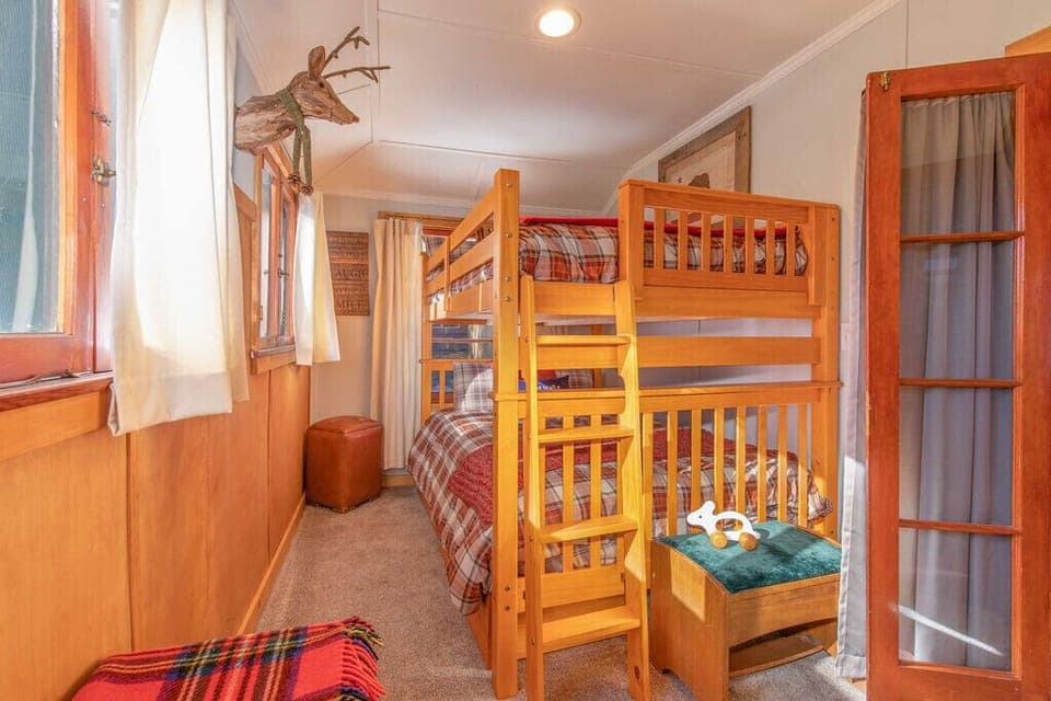 Super comfy large bunks for adults & kids alike! (toys & books for any kiddos!)
