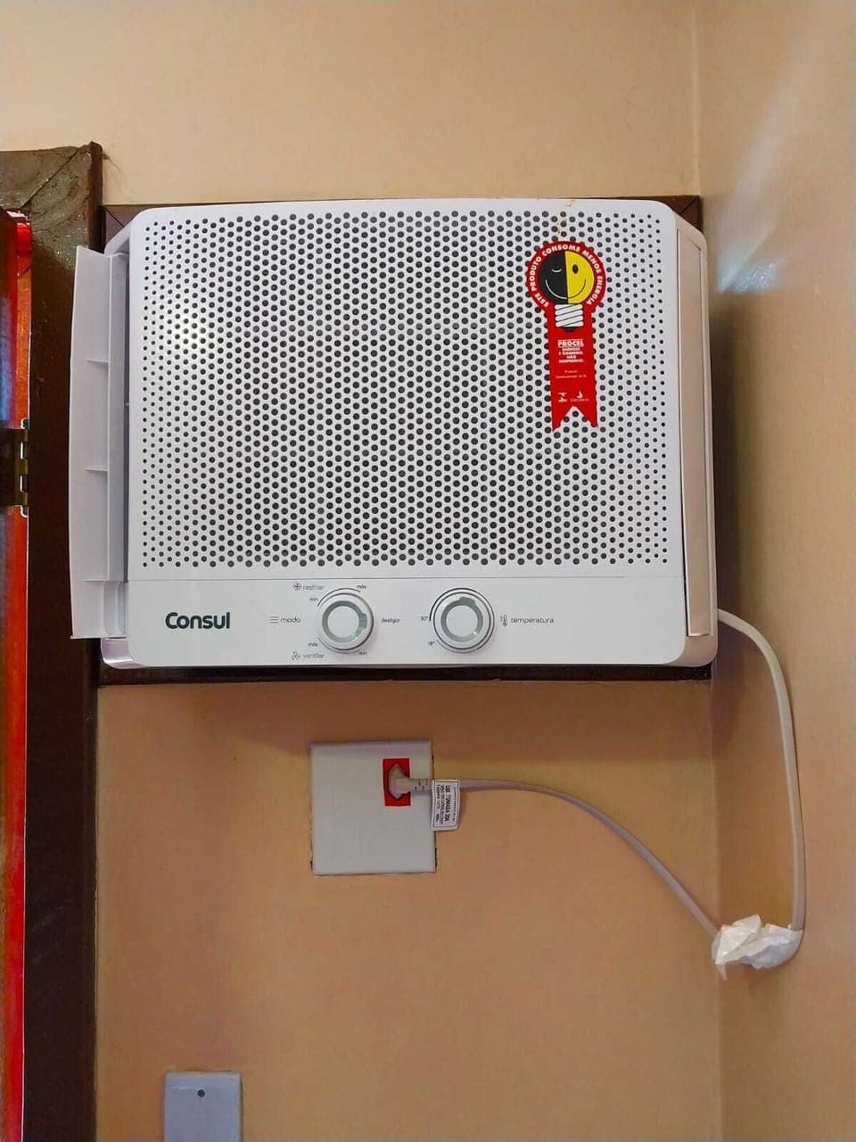 Minibar, individually furnished, bed sheets