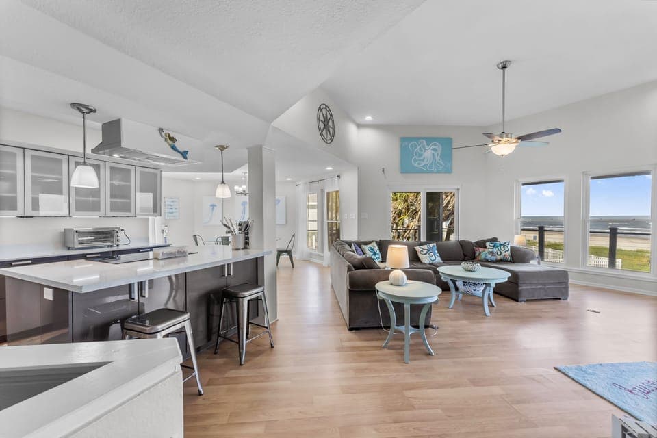 Living room off second floor with deck 