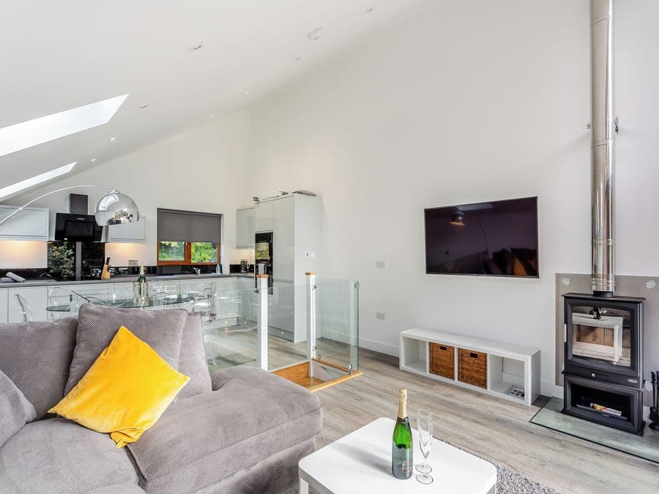 Open plan living space | Waterside Lodge Six - Ashgrove Country Park - to be linked with UK33351, UK13038, UK33350 etc., Elland