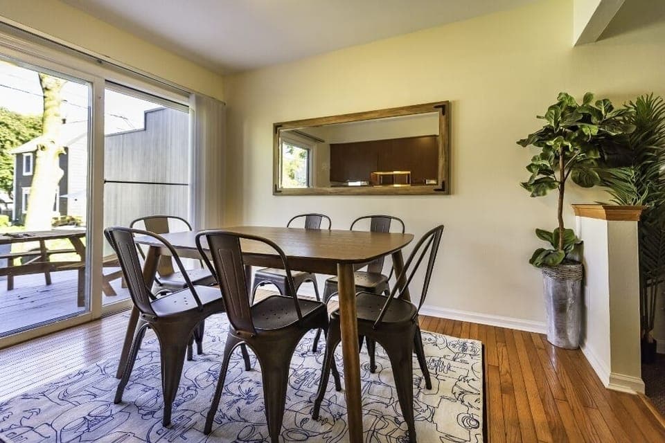 Meet Your Home Away from Home! Welcome!