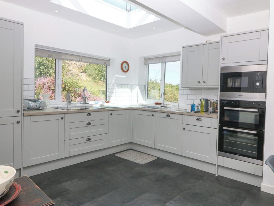 Fridge, dishwasher, electric kettle, toaster