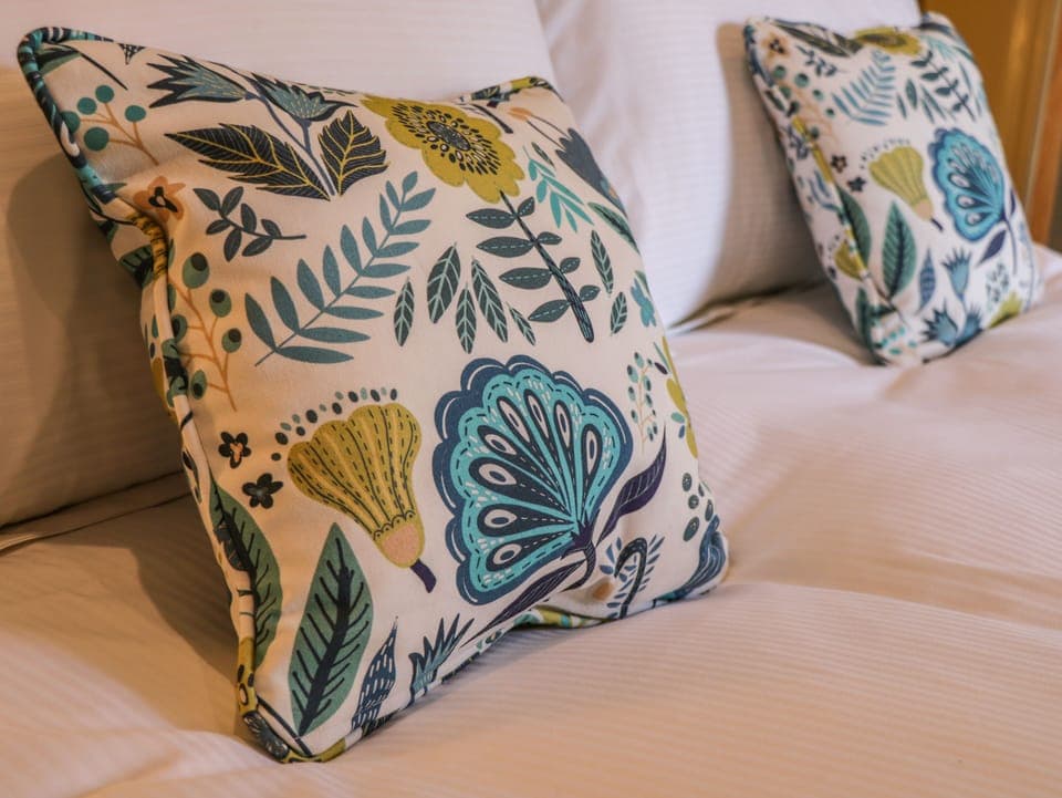 Cottage | 4 bedrooms, individually decorated, individually furnished, free WiFi