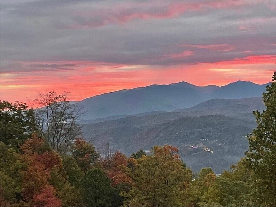 Big Sky's mountain view
