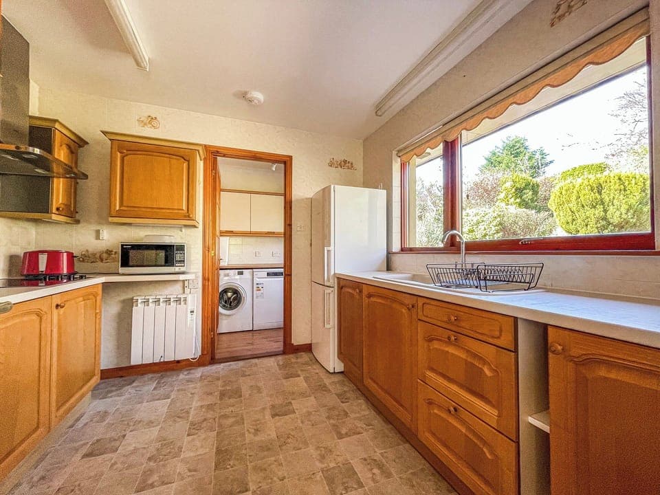 Kitchen | Chanonry View Holiday Cottage, Fortrose