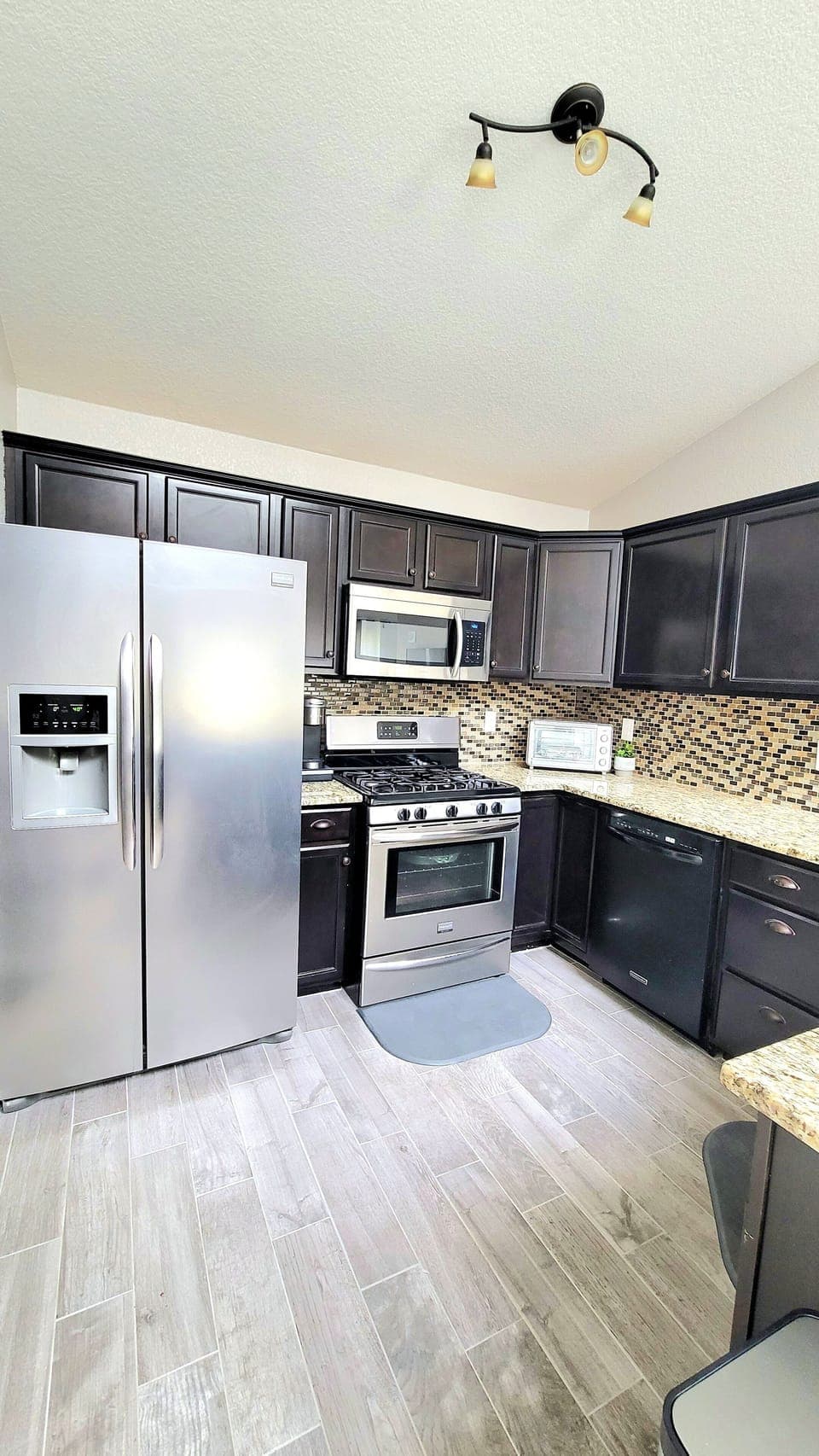 Stainless Steel Appliances 