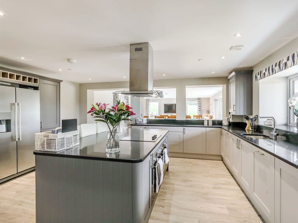 Kitchen | Upper Bryn Y Groes, Meifod
