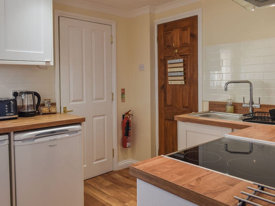 Kitchen | Morannedd Bach, Dyffryn Ardudwy