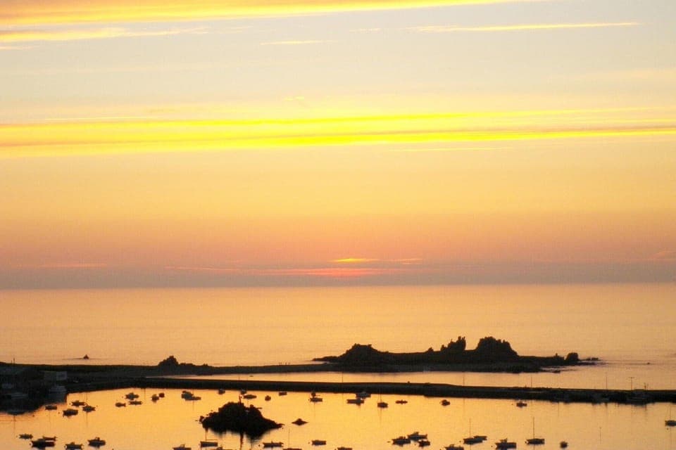 Region [summer] (>5 km)